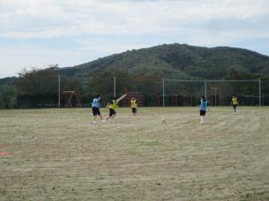 サッカー３