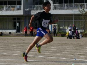 1000m走
